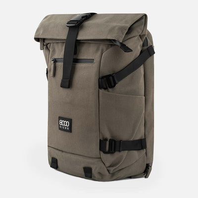 NOMAD backpack ダークグリーン