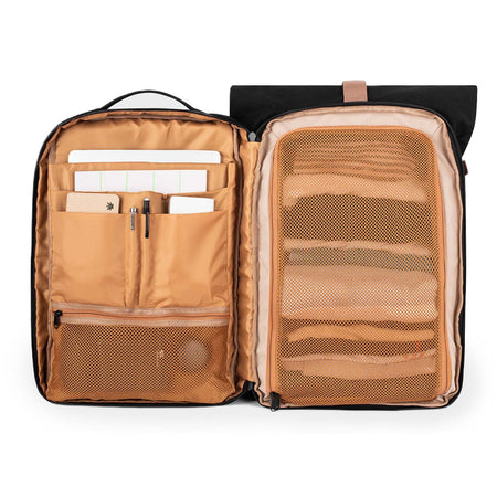 NOMAD backpack ダークグリーン